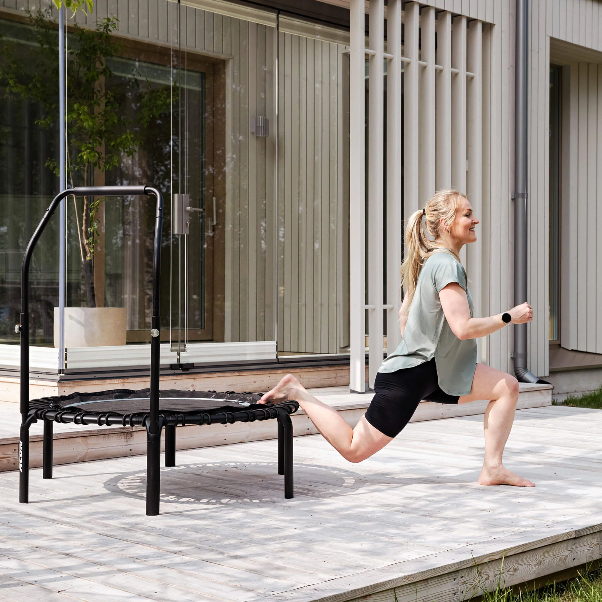 ACON Fit 1,12 m Pyöreä fitness-trampoliini Active-kahvatangolla - Image 2